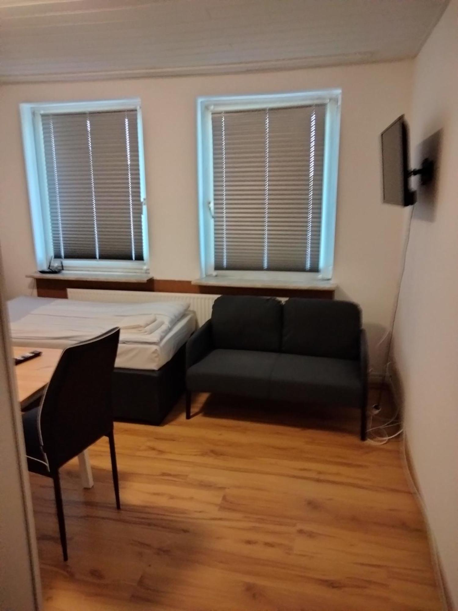 City Apartments Direkt Am Hauptbahnhof - Perfekt Fuer Pendler Und Monteure Neumunster Bagian luar foto