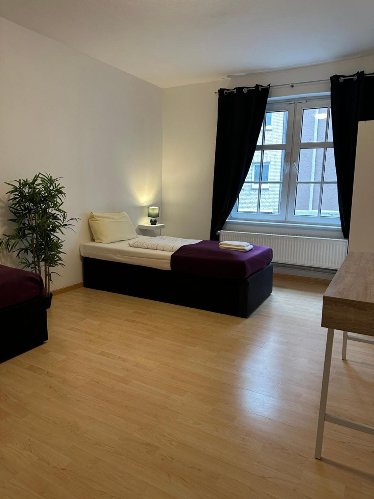 City Apartments Direkt Am Hauptbahnhof - Perfekt Fuer Pendler Und Monteure Neumunster Bagian luar foto