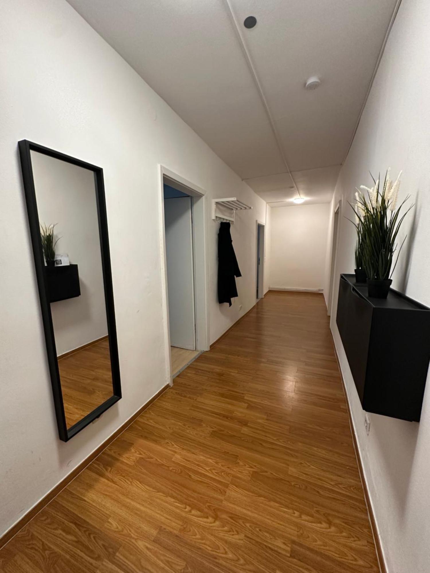 City Apartments Direkt Am Hauptbahnhof - Perfekt Fuer Pendler Und Monteure Neumunster Bagian luar foto