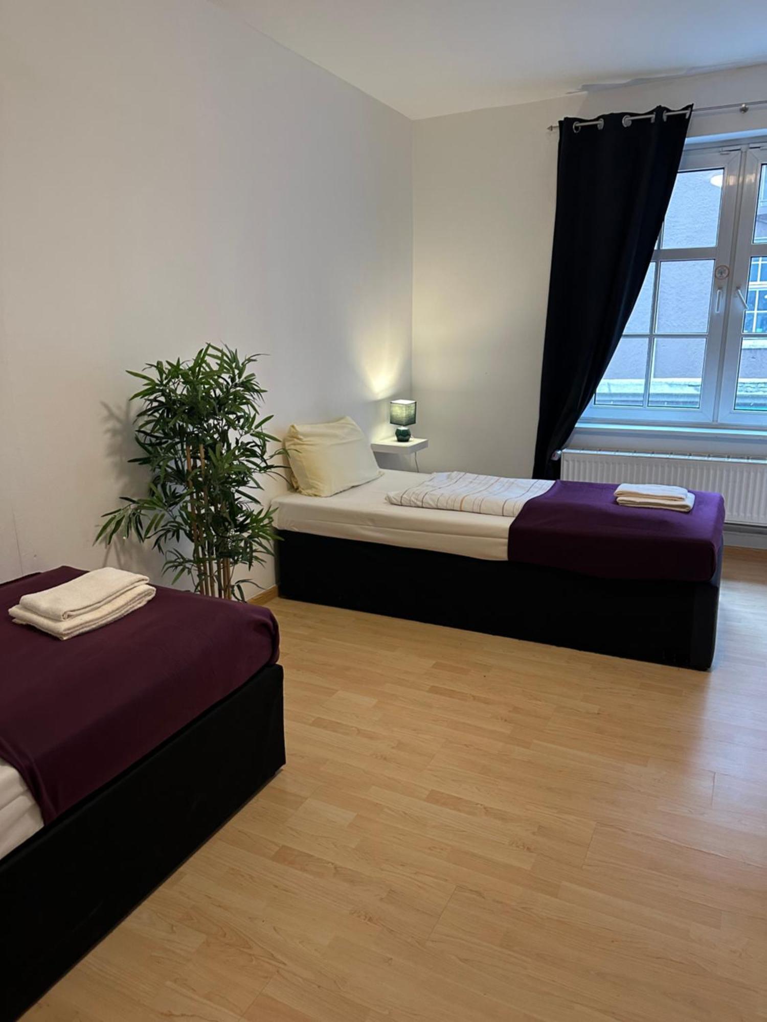 City Apartments Direkt Am Hauptbahnhof - Perfekt Fuer Pendler Und Monteure Neumunster Bagian luar foto