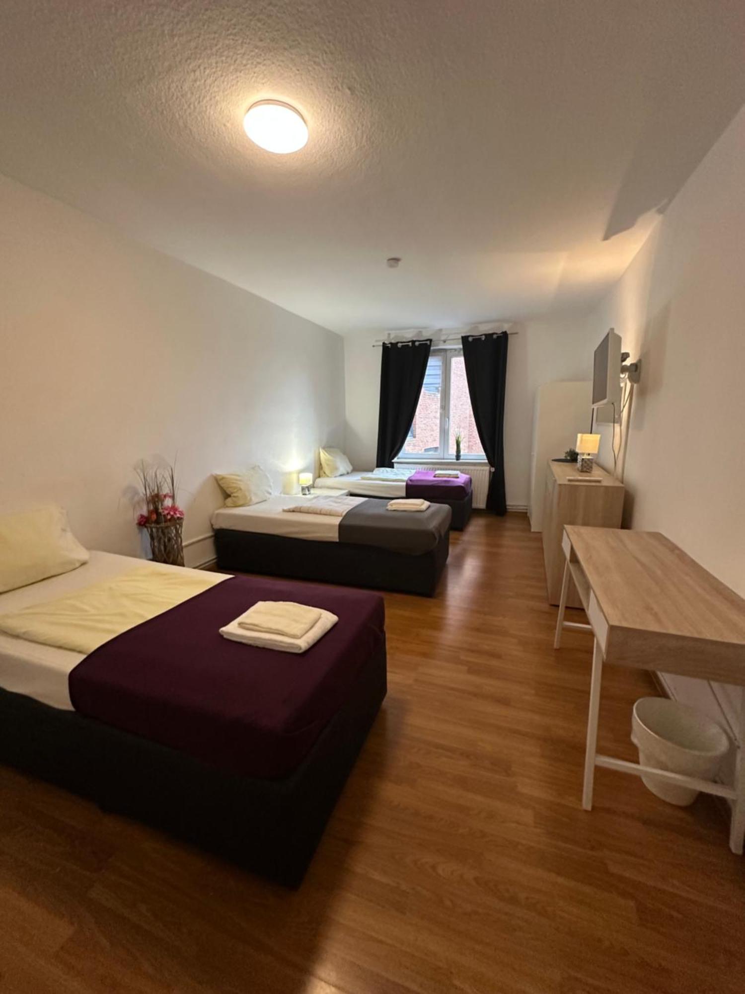 City Apartments Direkt Am Hauptbahnhof - Perfekt Fuer Pendler Und Monteure Neumunster Bagian luar foto