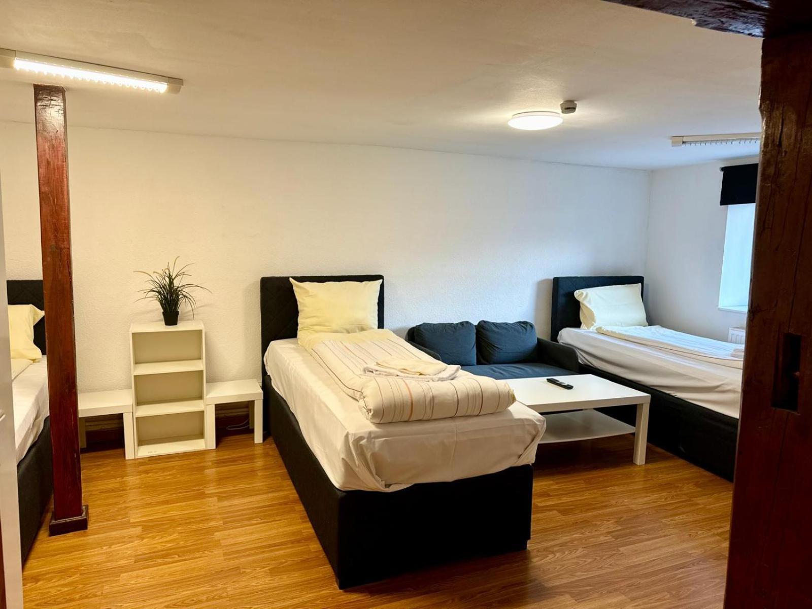 City Apartments Direkt Am Hauptbahnhof - Perfekt Fuer Pendler Und Monteure Neumunster Bagian luar foto